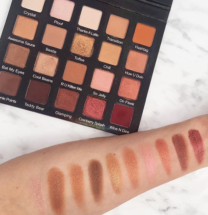 nicolebatley's tweet photo. Imagine owning the violet voss holy grail palette - it is so DREAMY https://t.co/b8Aq4eJBk0