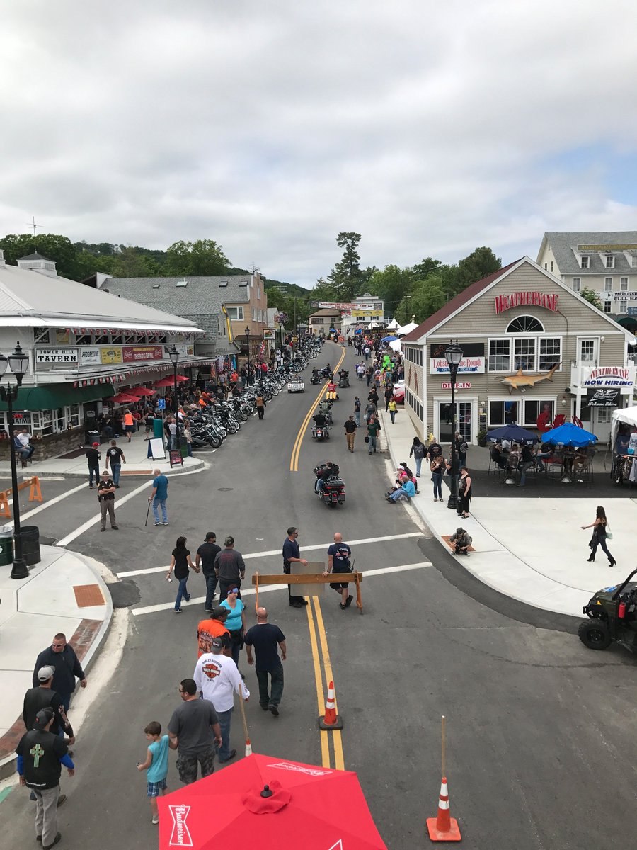 PatchStop's tweet photo. #LaconiaBikeWeek 2017 was a blast with over 300,000 #bikers from all over the world. #LaconiaMCWeek #NewHampshire #Patches #PatchStop https://t.co/Mrn6vF8ECc