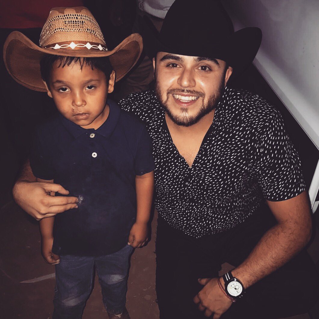 gerardoortiznet's tweet photo. Buen dia para todos! 🤘🏽🎉🎉 #comerecallado https://t.co/pKXtR8aus2