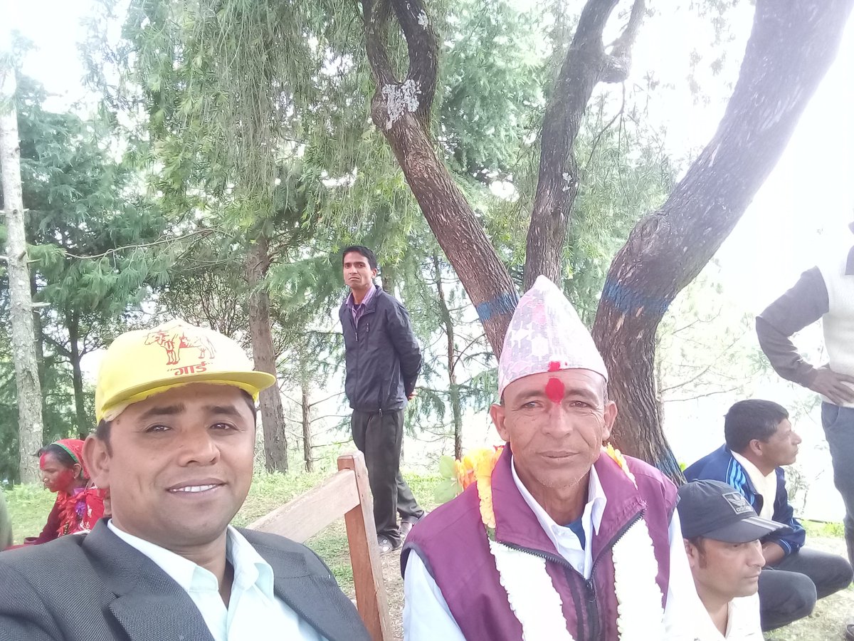 TekRajPaneru's tweet photo. गाई चिन्हमा मतदान 
संस्कृतिको सम्मान।
हिजो मनोनयन दर्ताको क्रममा @अमरगढी नगरपालिका ,डडेल्धुरा ।प्रमुख -अनिता थापा,उपप्रमुख-राजेन्द्र भण्डारी https://t.co/uph6b34MQN