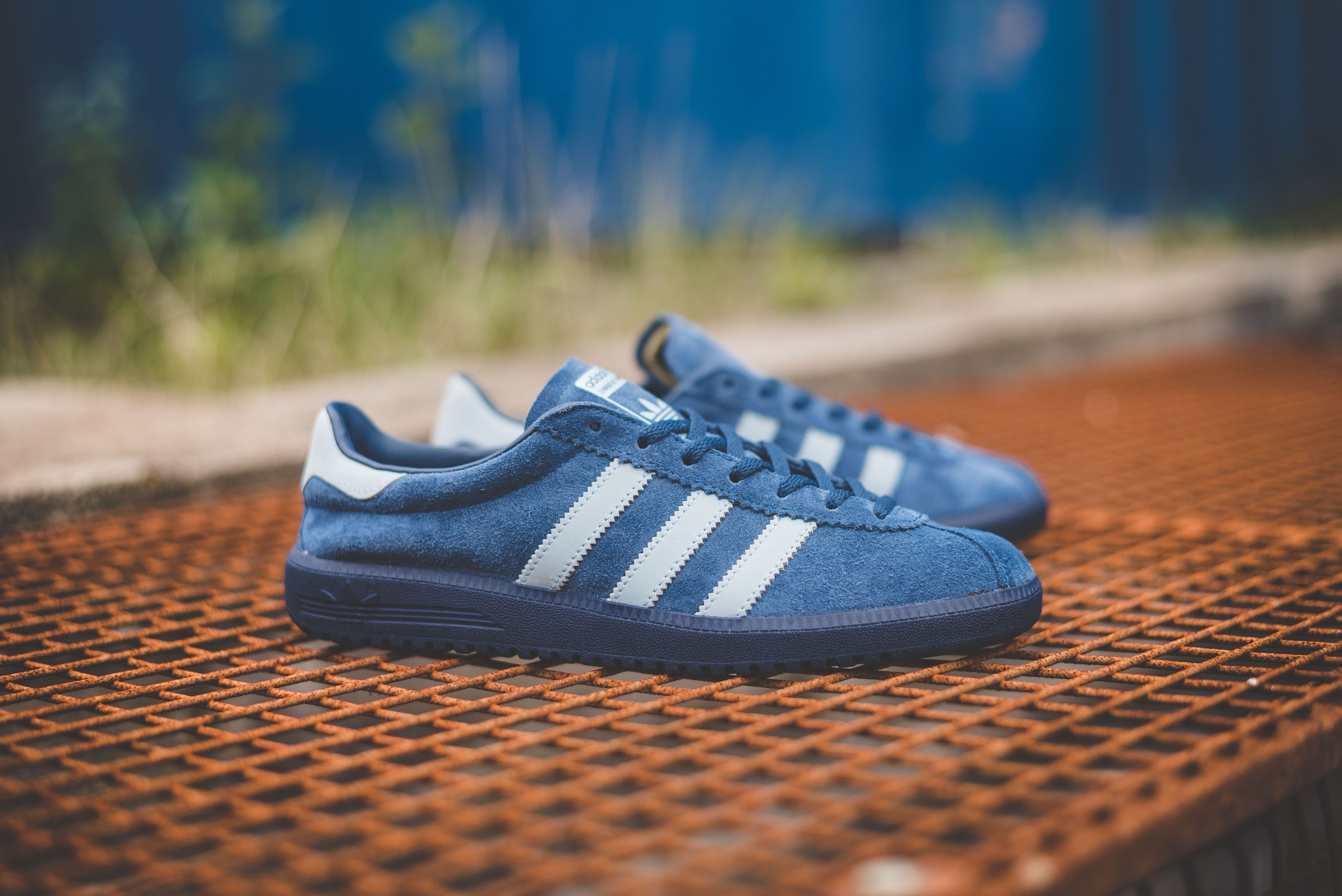 Carne de cordero Amargura plataforma HANON on Twitter: "adidas Bermuda "Mystery Blue" is available to buy ONLINE  now! #hanon #adidas #bermuda https://t.co/3Q0E3VBqMV  https://t.co/ccMVSuyAol" / Twitter