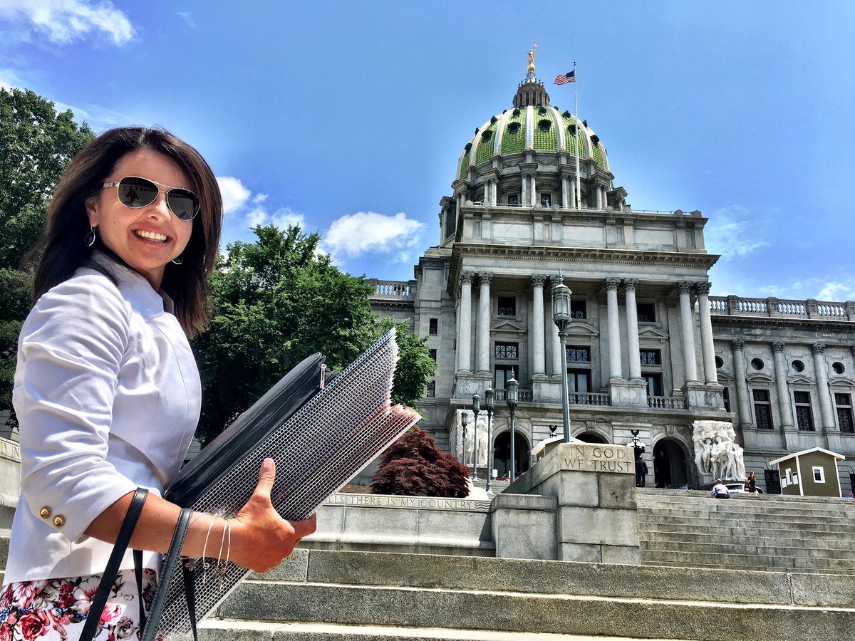 PACharters2023's tweet image. We are getting ready for the big event today! #charterswork #pacharters #SchoolChoice @meyersopines