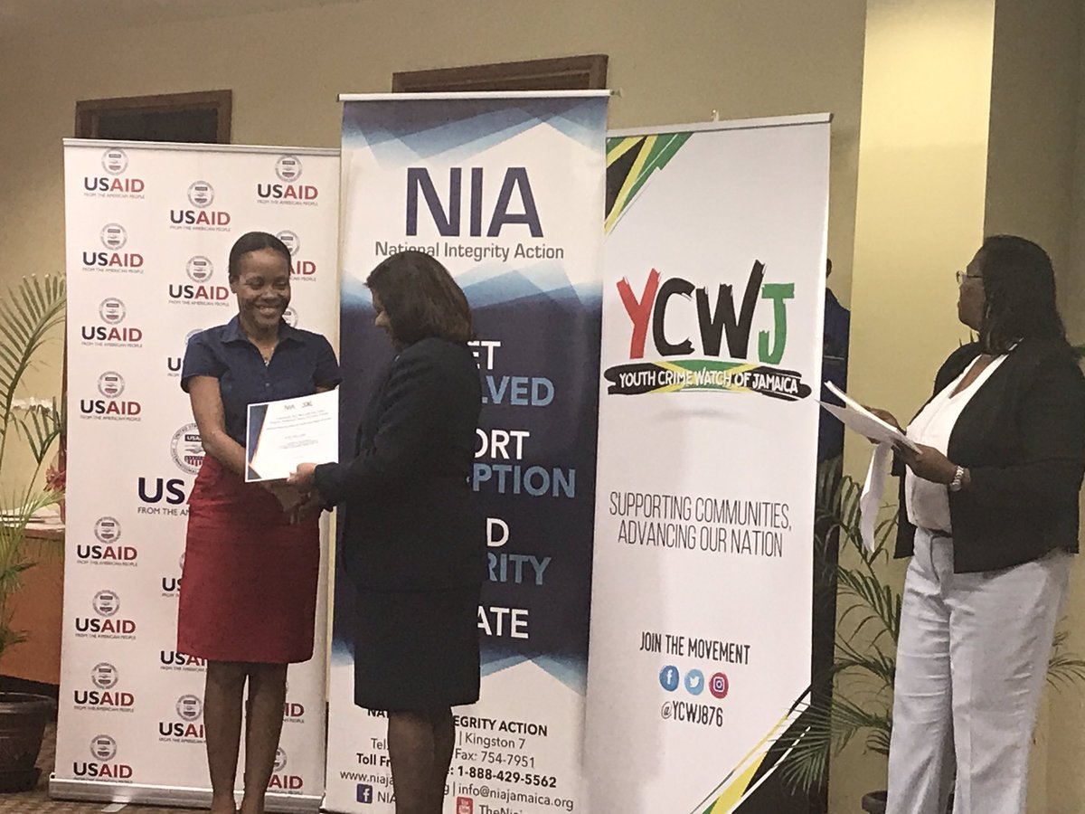 ycwj876's tweet photo. #CamperdownHigh #IntegrityAmbassadors receive their certificates from Chief Justice McCalla #IntegrityPays @niajamaica 🙌🏾🙌🏾 https://t.co/wMb8Nw9fmS