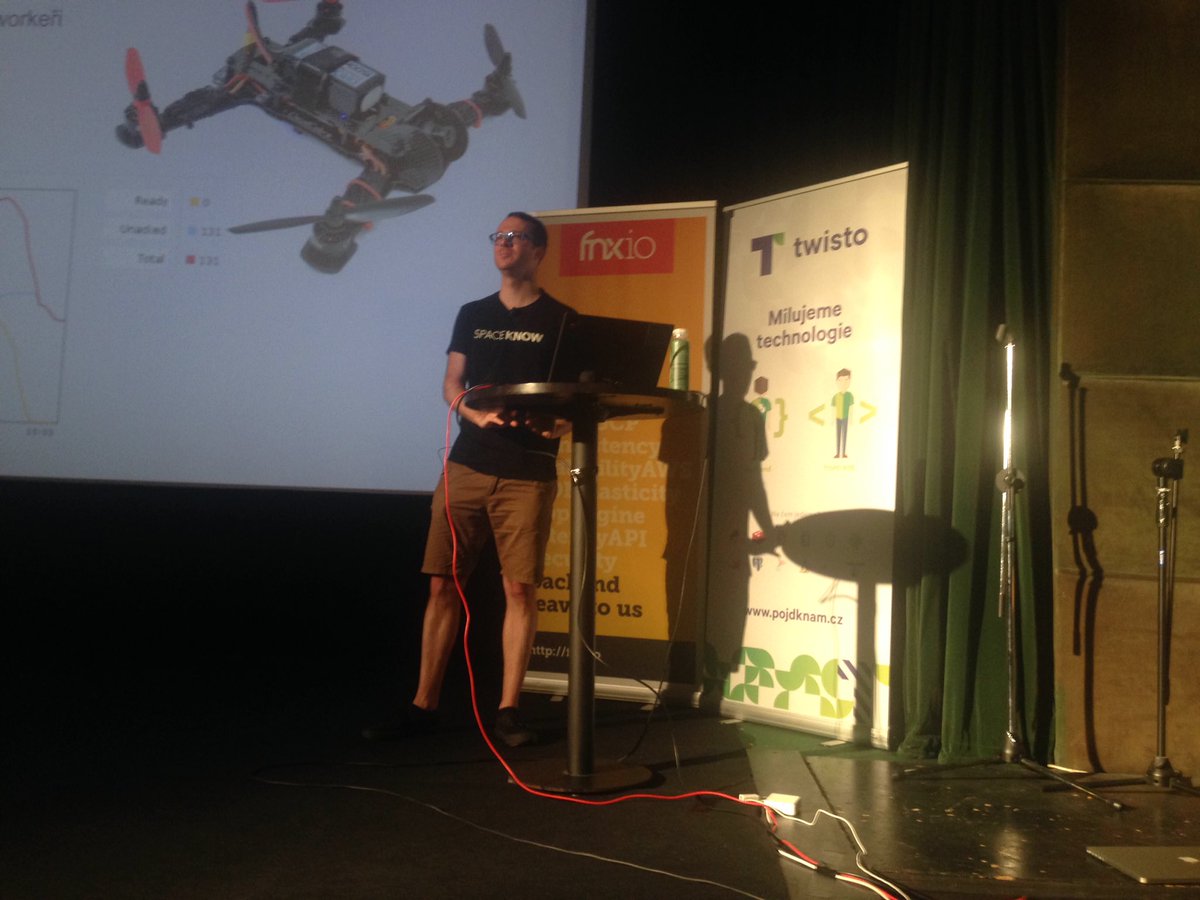 Backendisti jedou: Matěj Laitl ze <a href="/spaceknow/">SpaceKnow</a> počítá auta