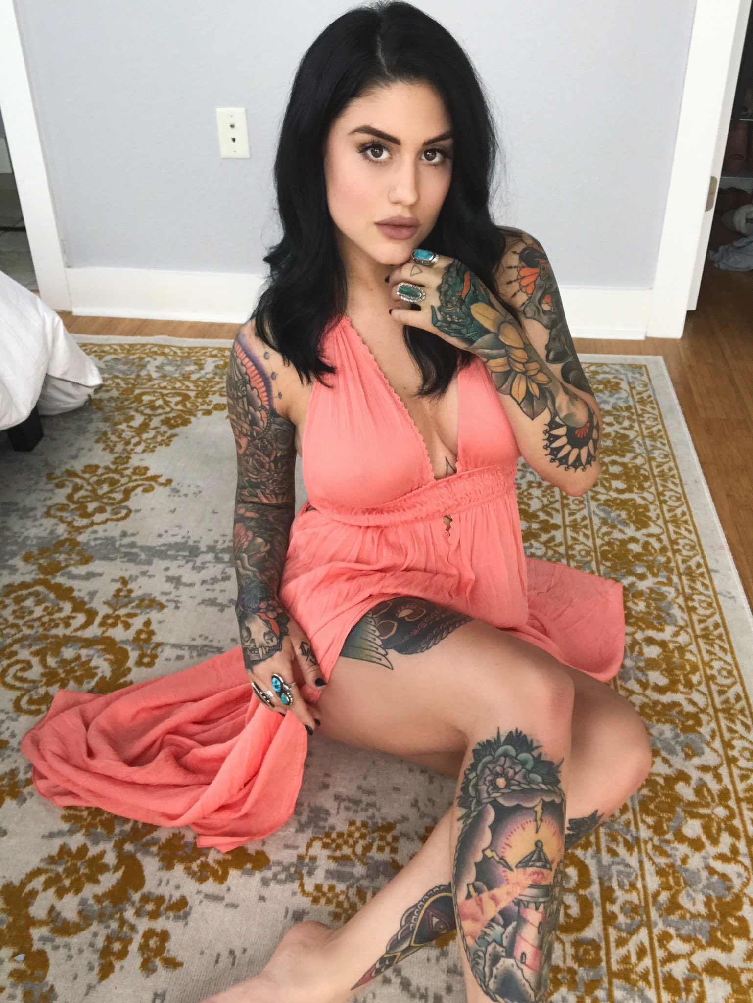 2 pic. Girly today. For about an hour. https://t.co/cUcYo79NnB