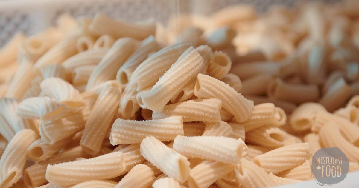 The Grouse Grind is open, which means carb-loading time! Pasta anyone? ow.ly/noDM30cIzN7 #westcoastfood @VanNSTourism <a href="/ingrainpasta/">InGrain Pastificio</a>