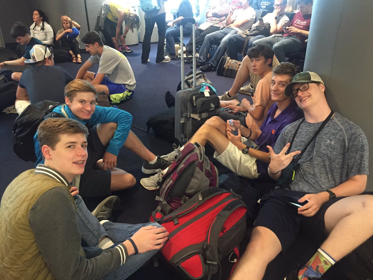 MauraTriebs's tweet photo. Making best of time bc Flight delayed. @MauraTriebs @FletcherFalcons https://t.co/606AtdAW7s