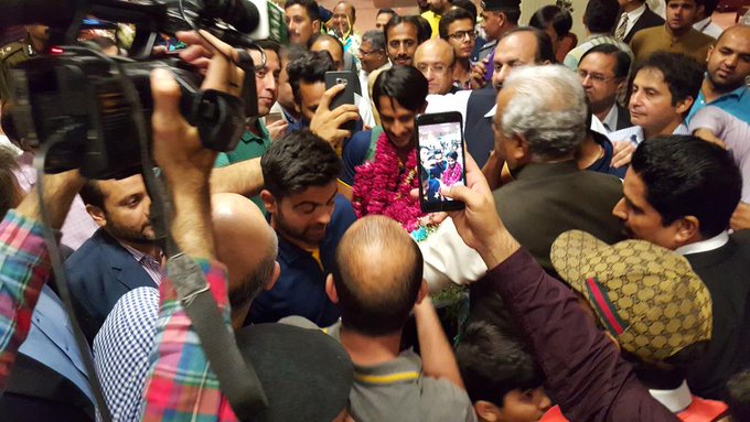 View image on Twitter