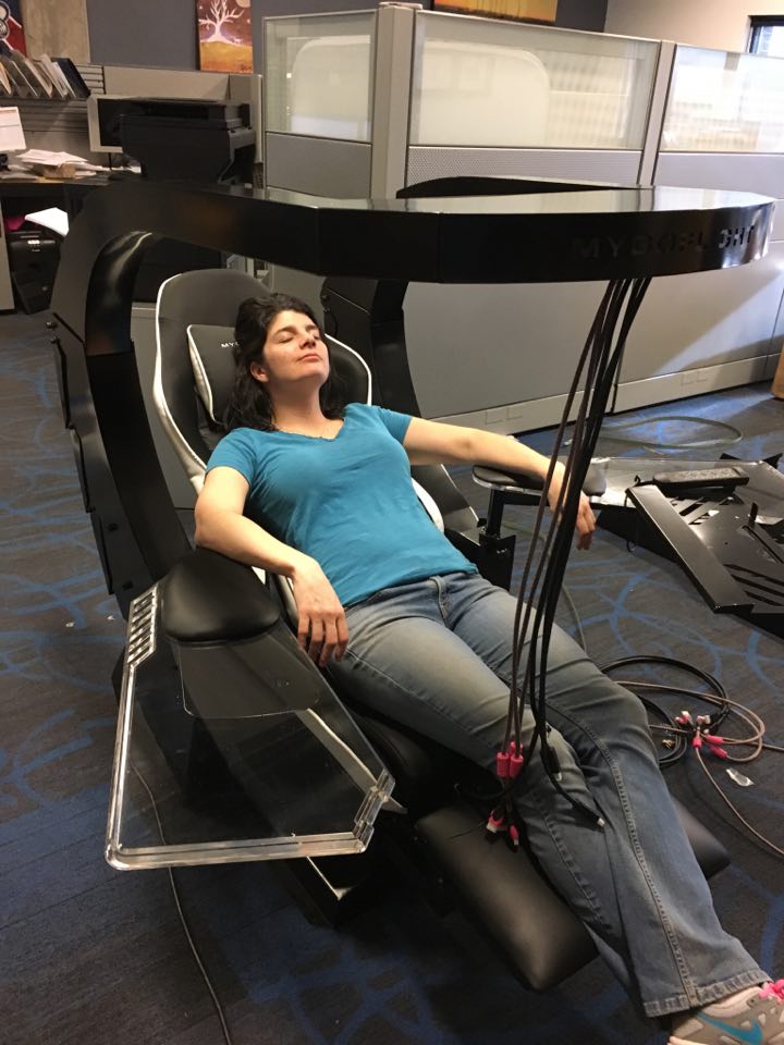 MGFProducts's tweet photo. Monday got us over here saying #naptime😴

#aviationgeek #Aviation #MYGOFLIGHT #flightsim #flightsimcon #osh17 https://t.co/a4dePzIG7h