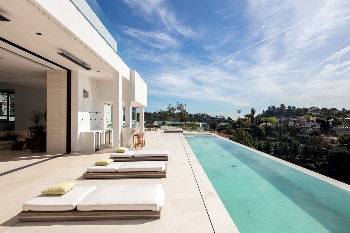 Bel Air Lifestyle | $22.5M
<a href="/HiltonHyland/">Hilton & Hyland</a>