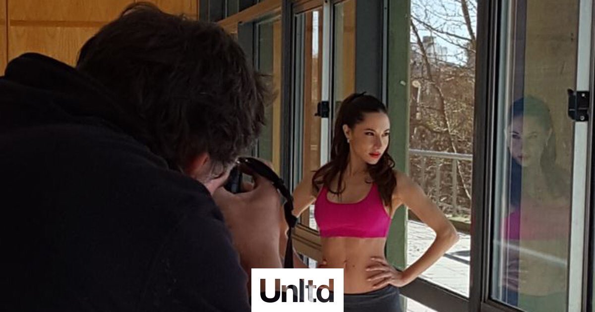 magdalenabravi's tweet photo. Ahora fotos para Mi App #MaguiFitness @weareunlimited_ @AdmitOneOficial 👟👟😎 non stop https://t.co/q5aufYMnmW