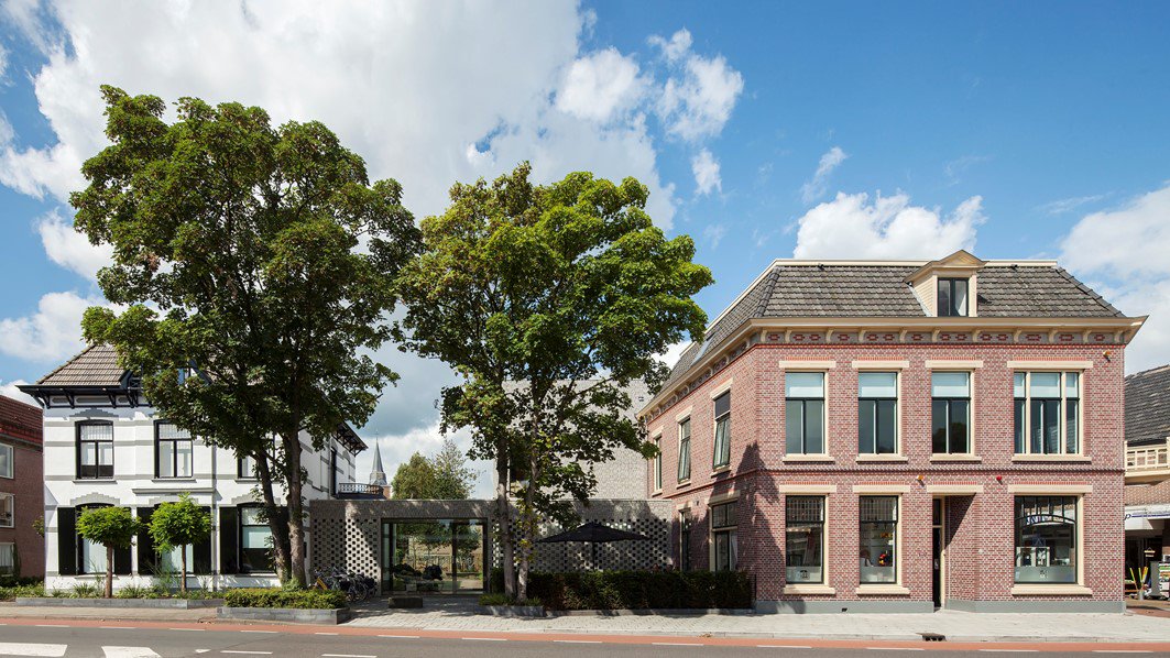 Blogger Judith Kadee blogt over kunst, cultuur, de #Achterhoek en #samenwerken met het bedrijfsleven #Winterswijk achterhoeksmartindustry.nl/2017/06/kunst-…