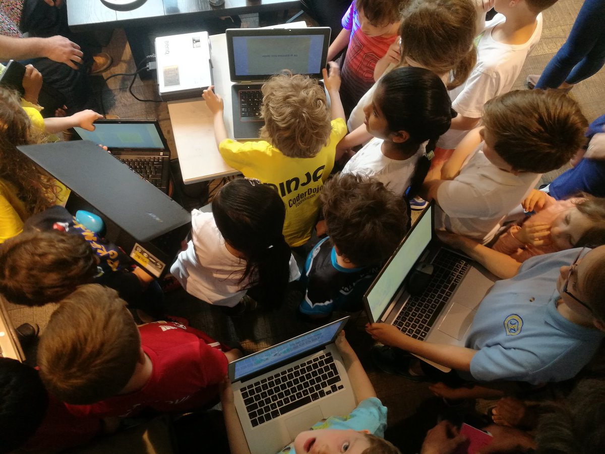 EoinKCostello's tweet image. Great excitement this evening as our @DigiD_L @CoderDojo #Ninjas share their work.