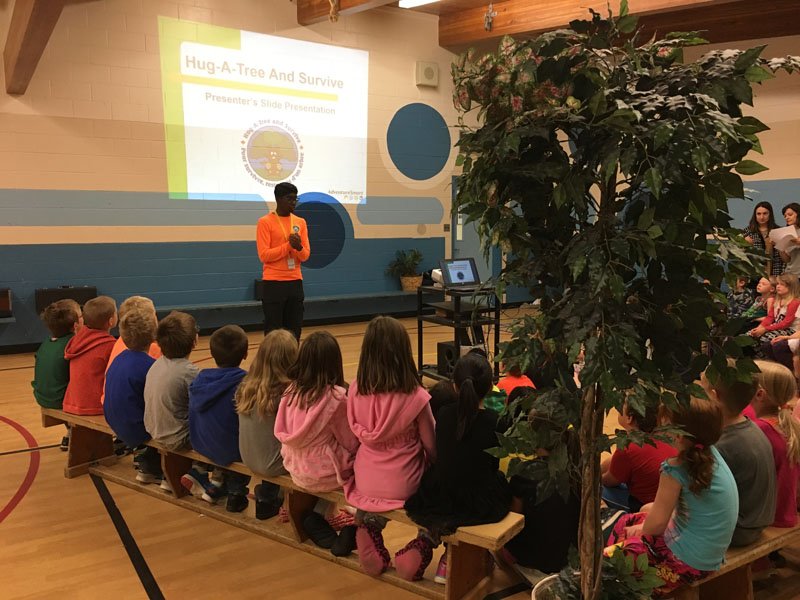 Students Learn About What To Do If They Get Lost dlvr.it/PNW67k https://t.co/zLQswLYtv3