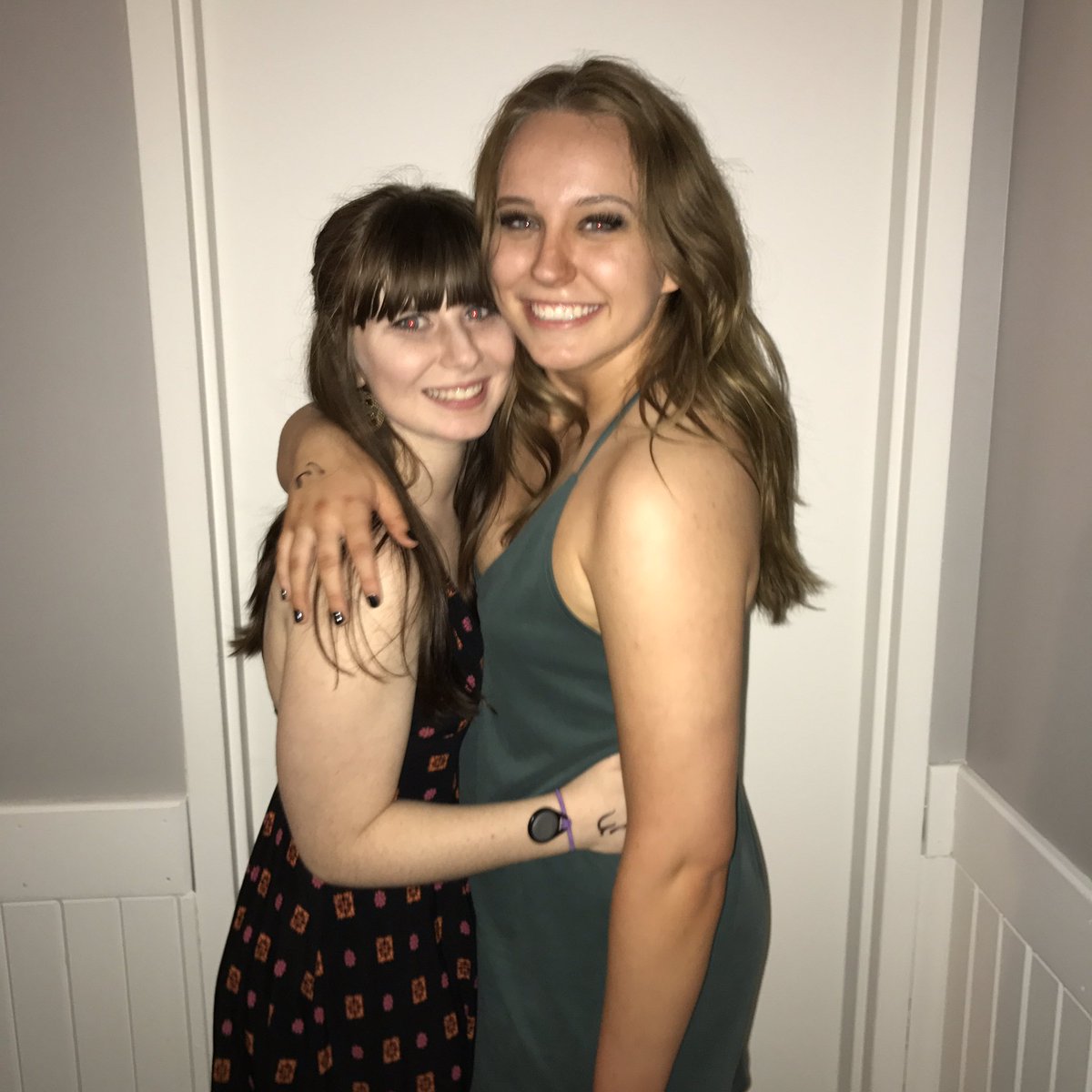 nichegrandma's tweet photo. @TessaHincker You're the worst/best & I can't wait to force each other to have spendies at dz & willville next year #rippio https://t.co/6t75hBJLTn
