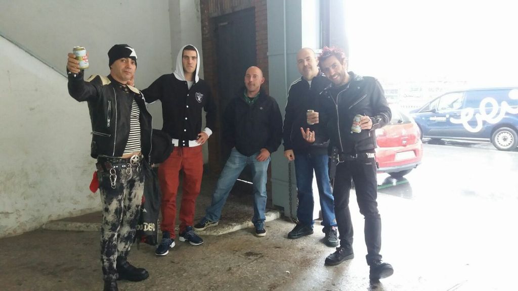 Txarly de RadioCrimen multado por la Ley Mordaza rockendemico.es/2017/06/19/la-…