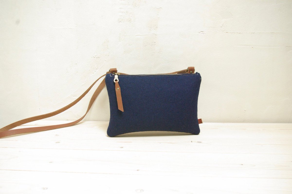 WestermanBags's tweet photo. Ship ahoy! #navyblue #Felt #crossbodybag with #vegetabletanned #leather. #durchdesign etsy
https://t.co/J7yR7HQm4a https://t.co/xnsFVAMPKw