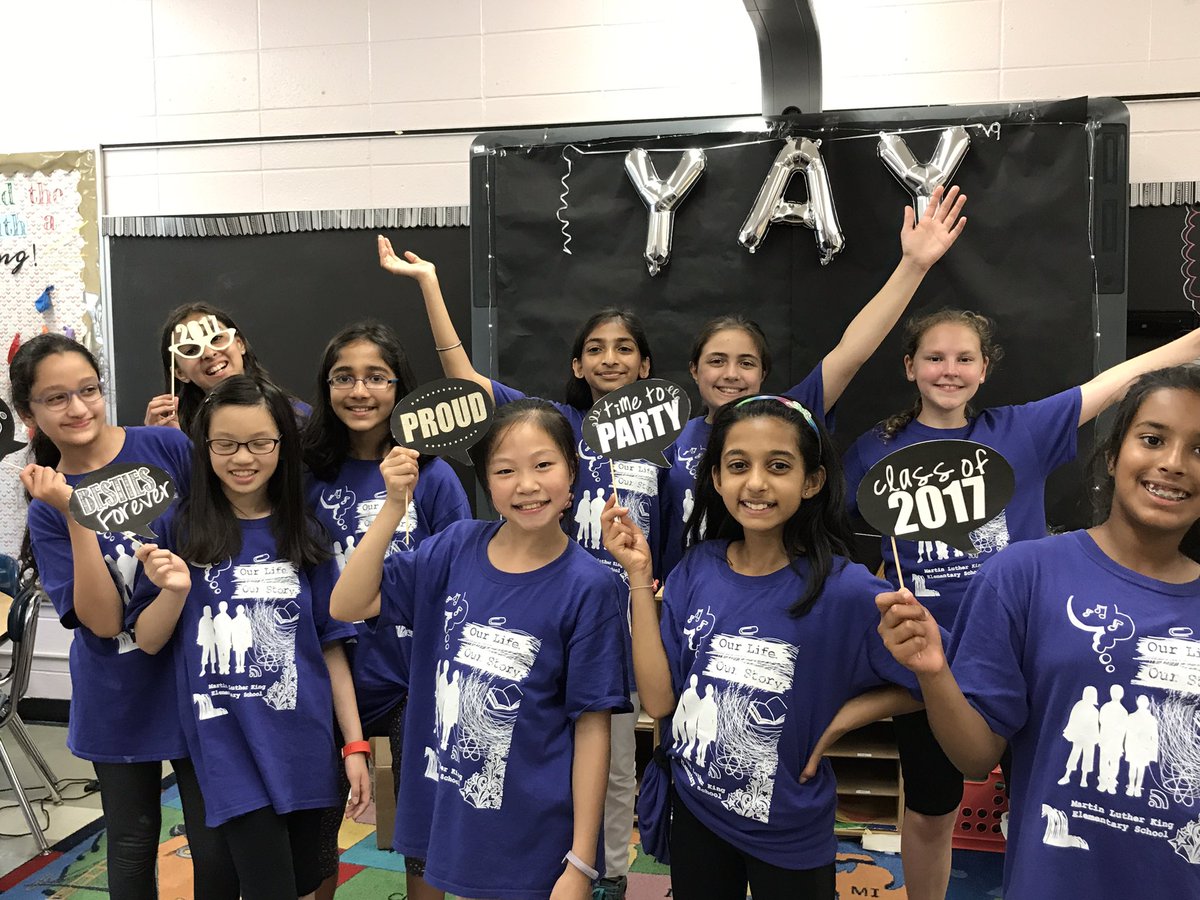 So proud of my 5th graders today! So much fun at our photo booth celebrating graduation! #middleschoolers <a href="/mlkedison/">Martin Luther King</a>