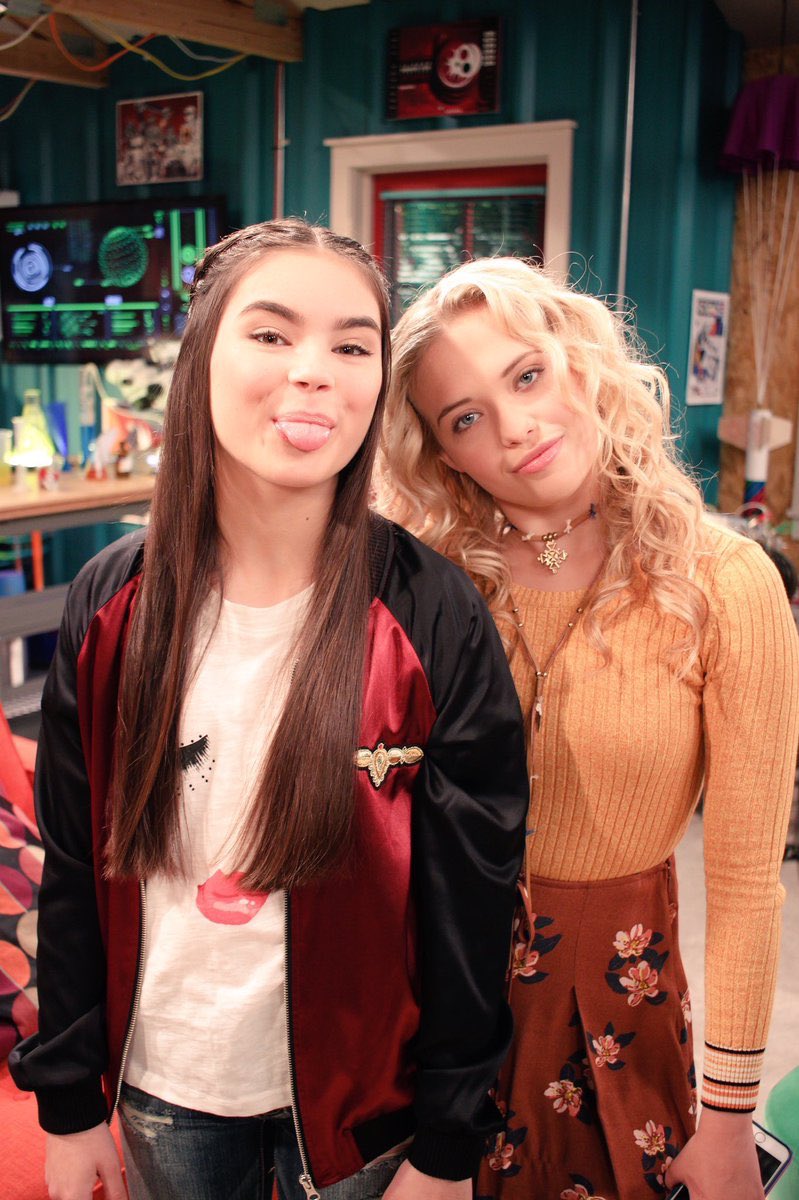 <a href="/WheneverCyd/">Rocki</a>  💙💜