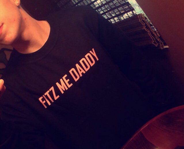 Fitz On Twitter Lmao Looking Good