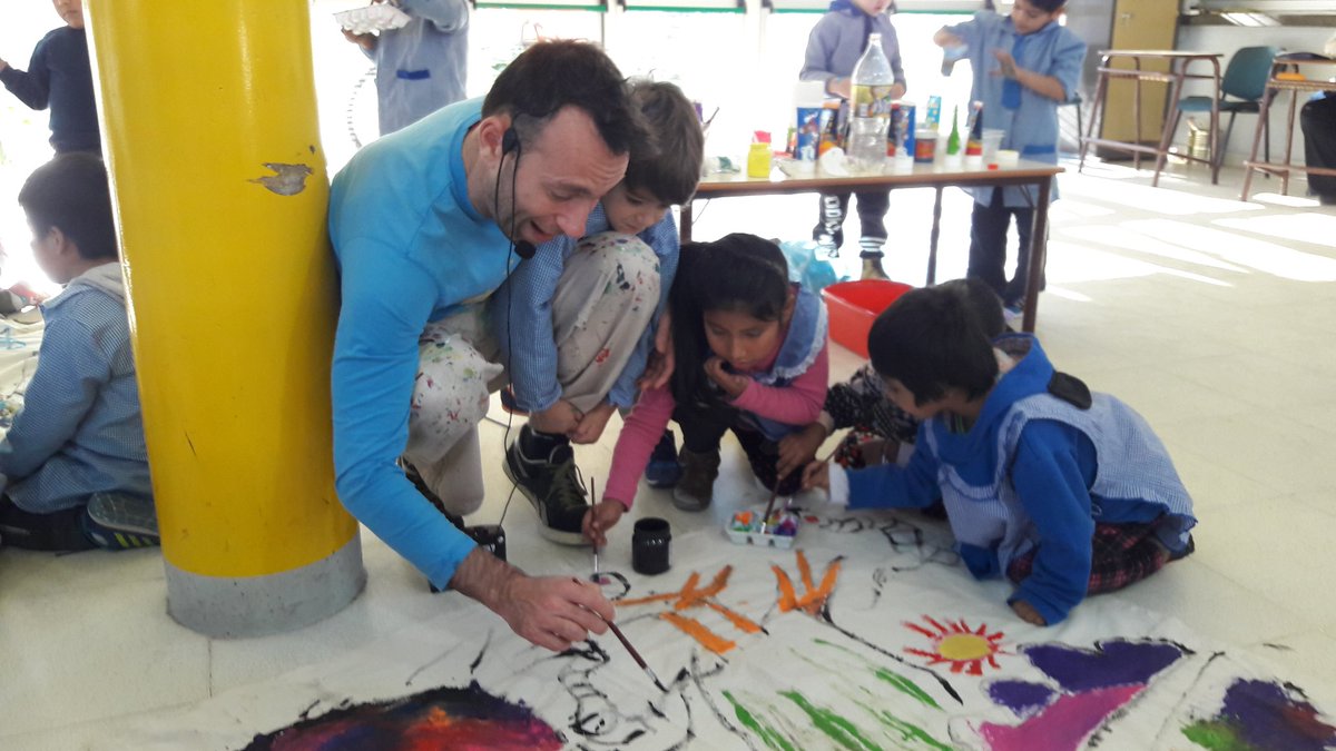 proyectobio's tweet photo. Enseña con paciencia y verás las semillas germinar...
#Arte ambiental #escuelas #inclusion #proyectobio #maestrasfelices https://t.co/Yf0okYej0Z