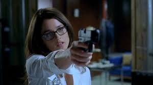 Happy Birthday to the one and Robin Tunney!!! 