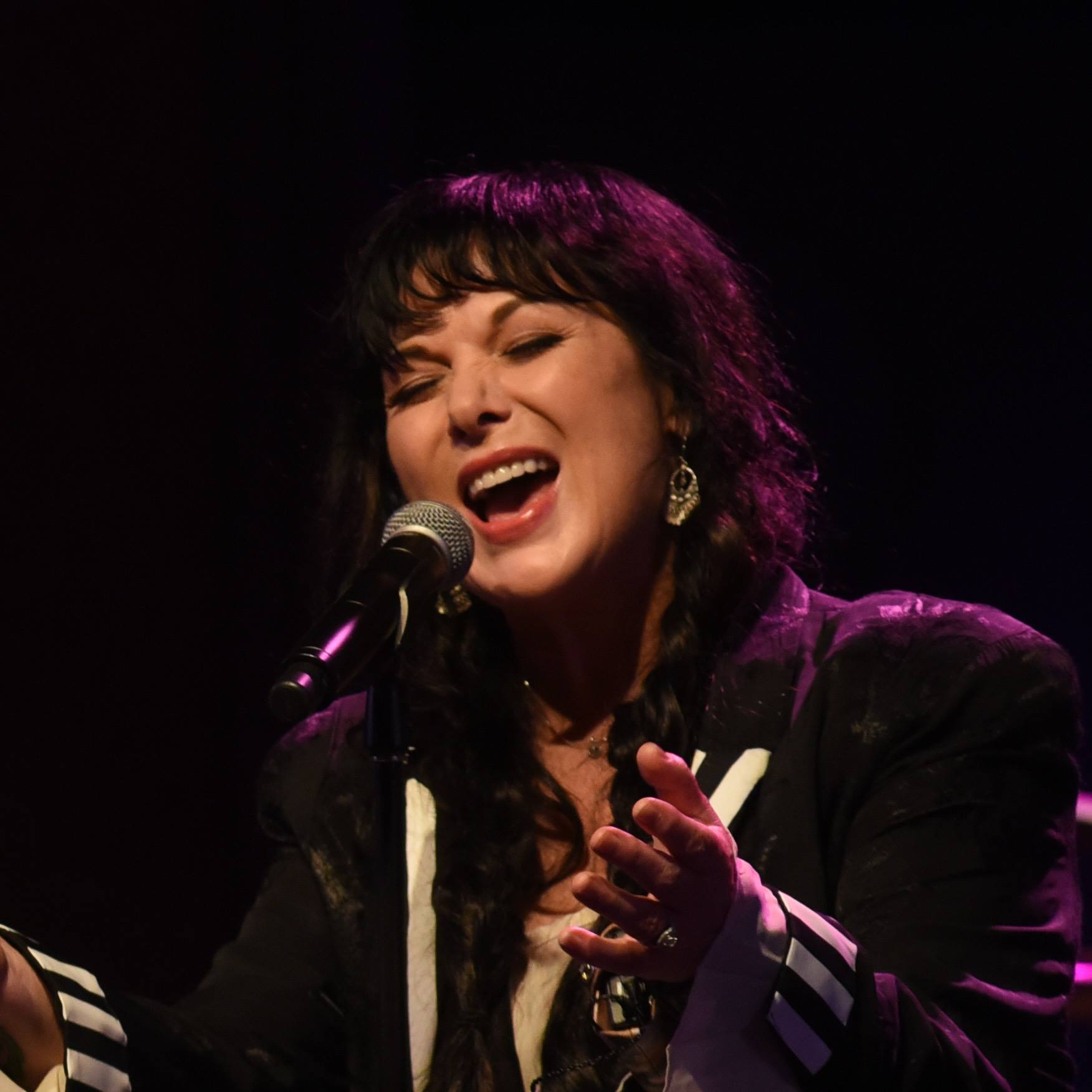 HAPPY BIRTHDAY ANN WILSON!!! 