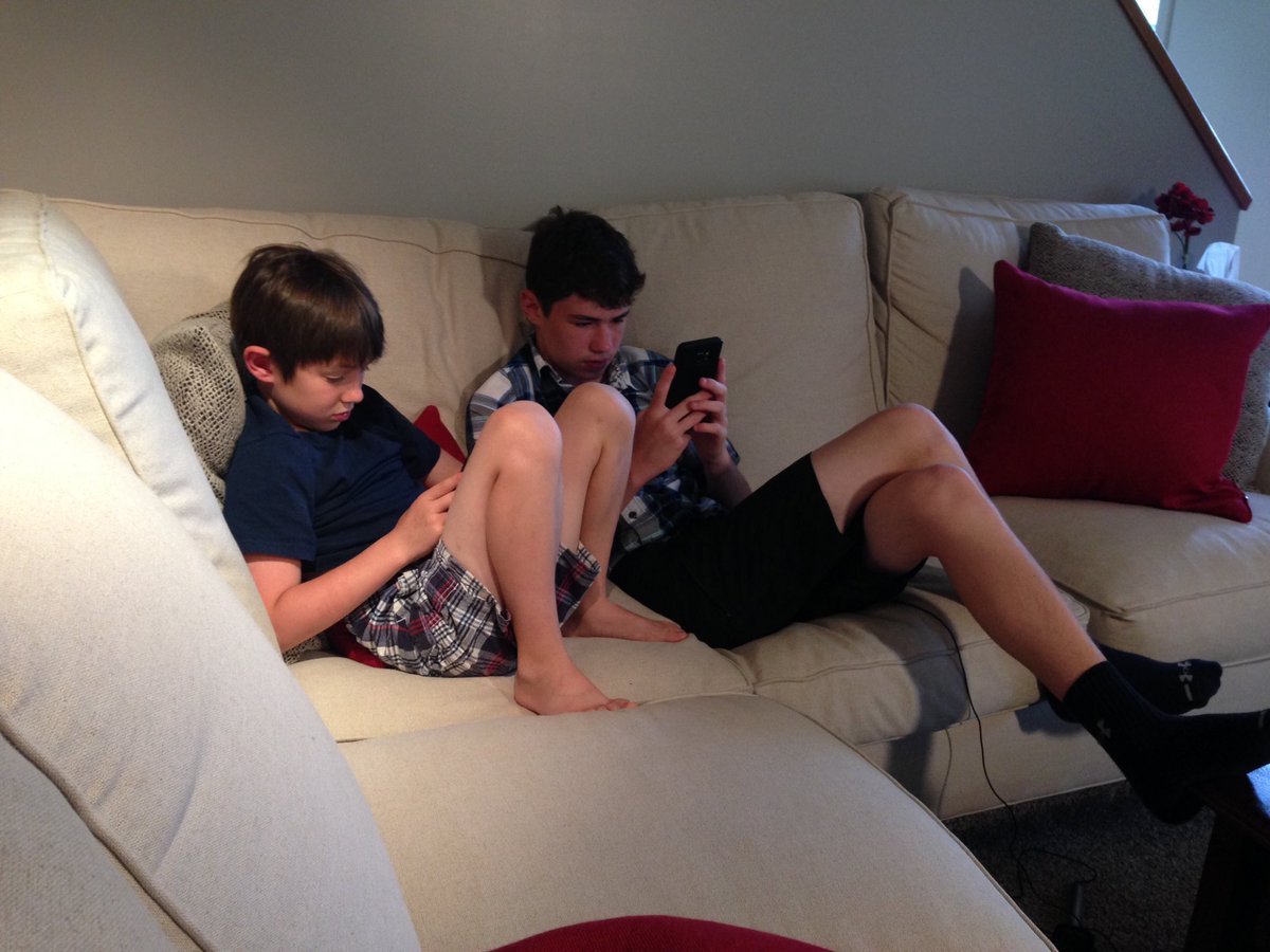 emilylinnert's tweet image. Look familiar? Stop the #summerslide and make your kids earn their screen time. A local man's app creation at 6 p.m.