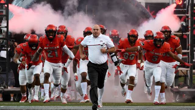 auskiga's tweet photo. Glory to God!! I would like to announce that I received my first D1 Offer from my hometown school UNLV!! #GOREBELS https://t.co/XXIgQJqs2y