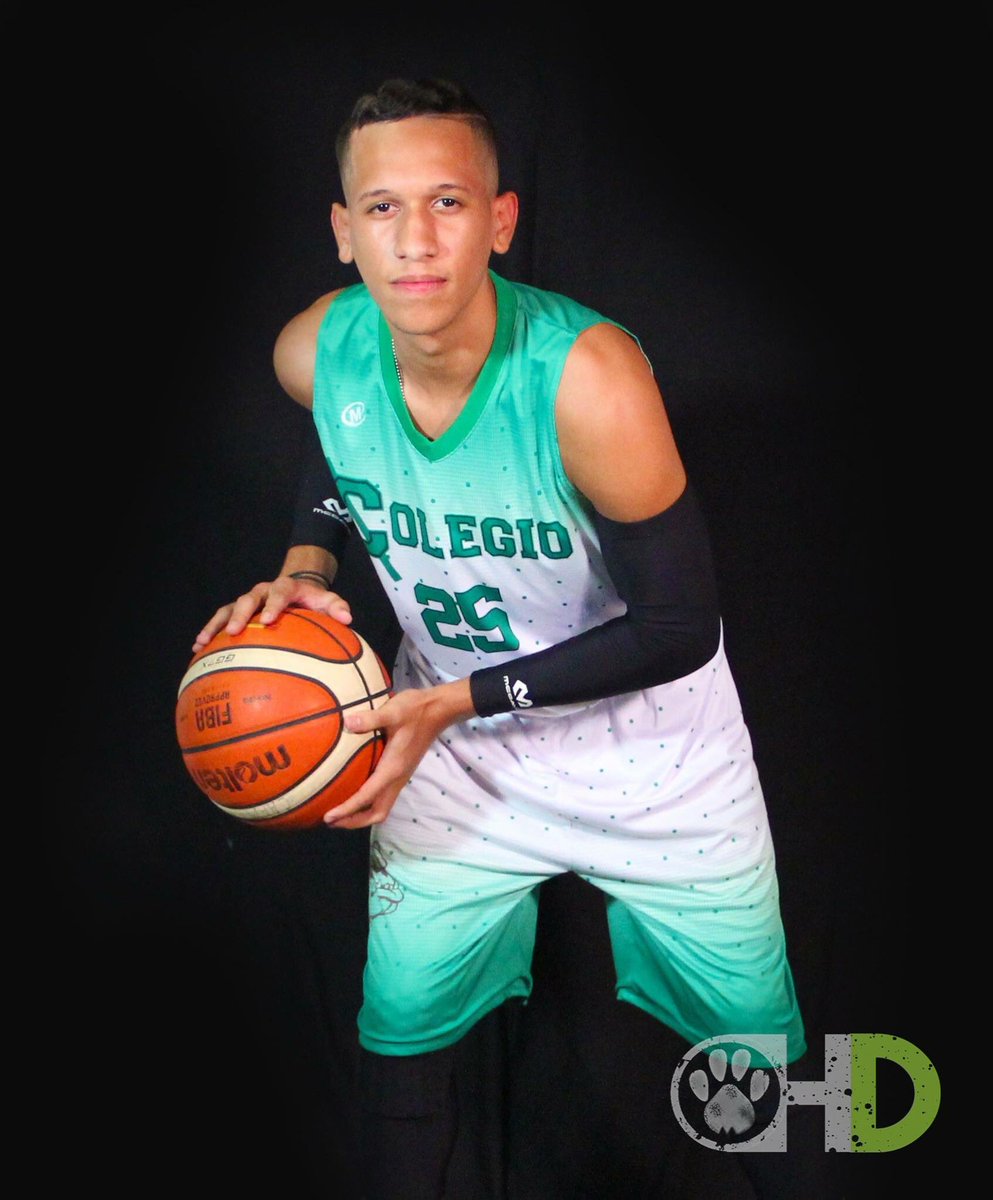 DeportivaHuella's tweet image. ¡Felicitamos al tarzán @luis25lopez_ por haber sido seleccionado por la @fbpur para la Selección Sub-19 que representará a 🇵🇷 en el Mundial!