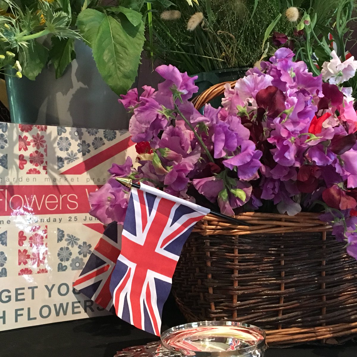 Day1 #BritishFlowersWeek and the start of 7 glorious flower-filled days.
Sweet peas anyone?