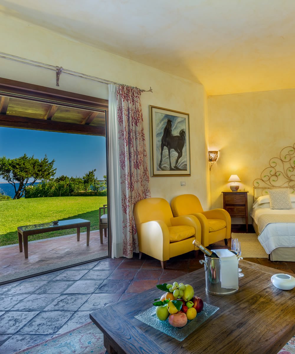 sportinghotel's tweet photo. ...and what about this Junior Suite?

#sardinia
#costasmeralda
#travel
#luxurytravel
#italy

https://t.co/5OCRRAjaml https://t.co/AvJXGuGe9D