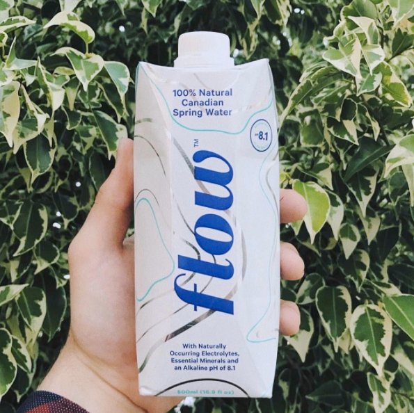 campreset's tweet image. Mindfully sourced, eco-friendly packaging and chockfull of good stuff for our bodies and minds. @FlowWater thanks for the hydration! 🥤🌊🤸‍♂️