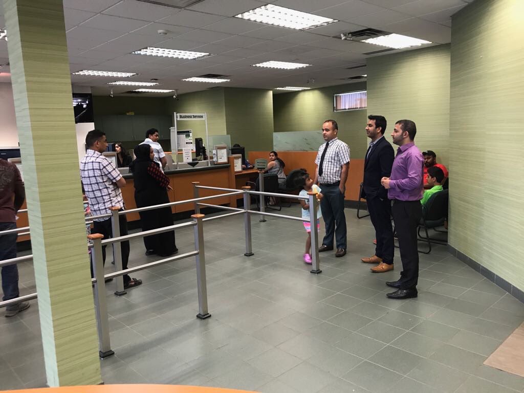 SharmillaSharma's tweet photo. Saddletowne in action #ImDigitalReady #lobbyhost #peercoaching #thankyouteam #thankingcustomers @BrianGervais_TD @RussAnderson_TD https://t.co/u1OaYa4CjO
