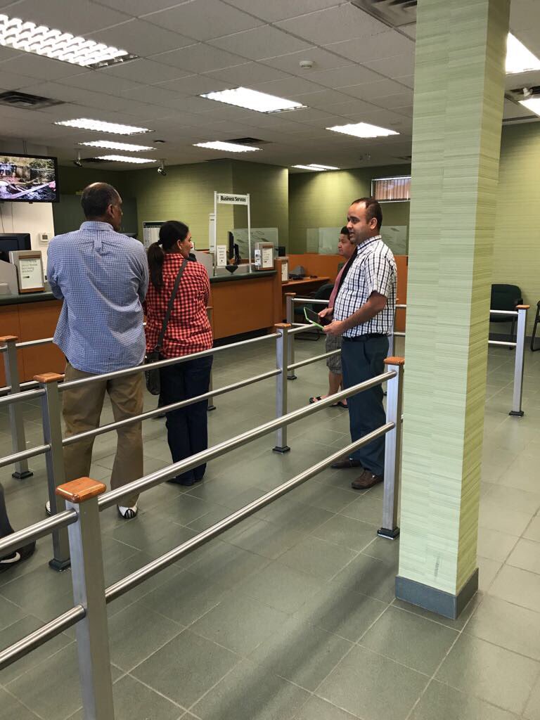 SharmillaSharma's tweet photo. Saddletowne in action #ImDigitalReady #lobbyhost #peercoaching #thankyouteam #thankingcustomers @BrianGervais_TD @RussAnderson_TD https://t.co/u1OaYa4CjO