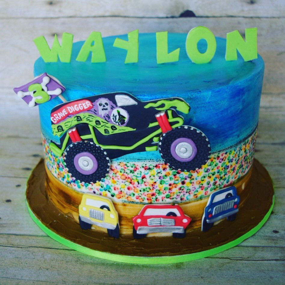 dbelledesserts's tweet photo. #gravedigger https://t.co/LgI4hO8Chx