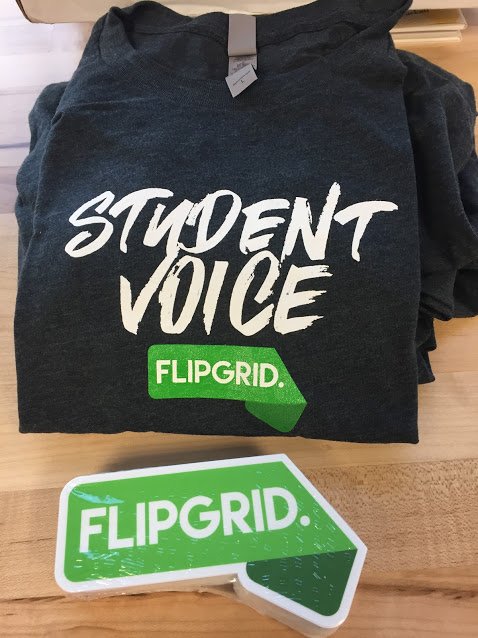 ChristinekClark's tweet photo. #SWAG! Look at the AMAZING things I get to give away to NC Educators learning about #digitallearningcompetencies @flipgrid #supportsteachers https://t.co/oUVovOecDl