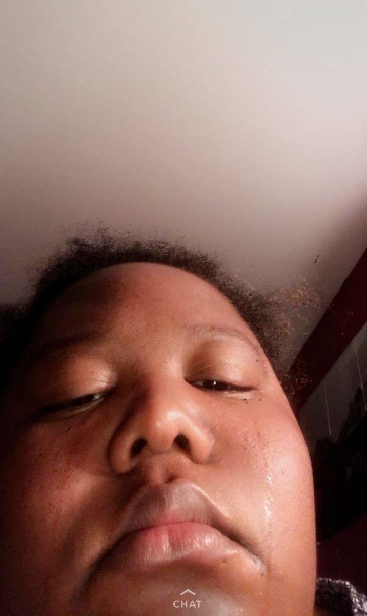 Timkellzz's tweet photo. Wen u roll a fat ass blunt and it ain't hitting right 😌 https://t.co/xifxTzQiZy