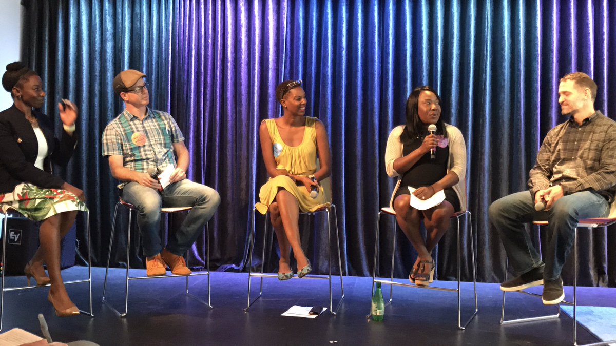 VillyWang's tweet photo. Powerful personal stories around #allyship @breakingglassco #allyforum Thx @CindyOwyoung for #breakingglassforums !! https://t.co/XlViH71kRR