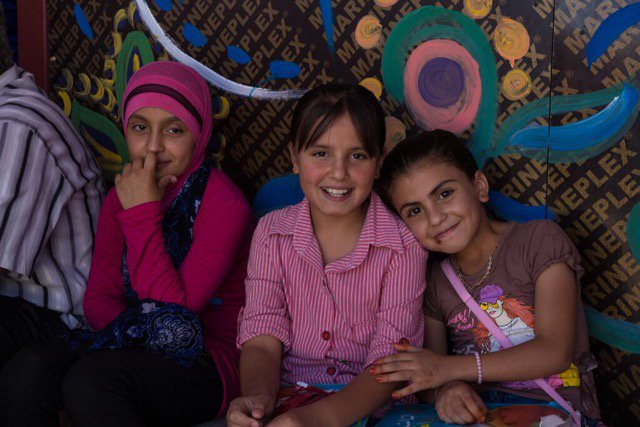WomenAFrontiers's tweet photo. On #WorldRefugeeDay read "A visit to the #Kayany schools in the Bekaa"https://t.co/e4yEWwCqQL @WomenAFrontiers https://t.co/xka7ro9SwX
