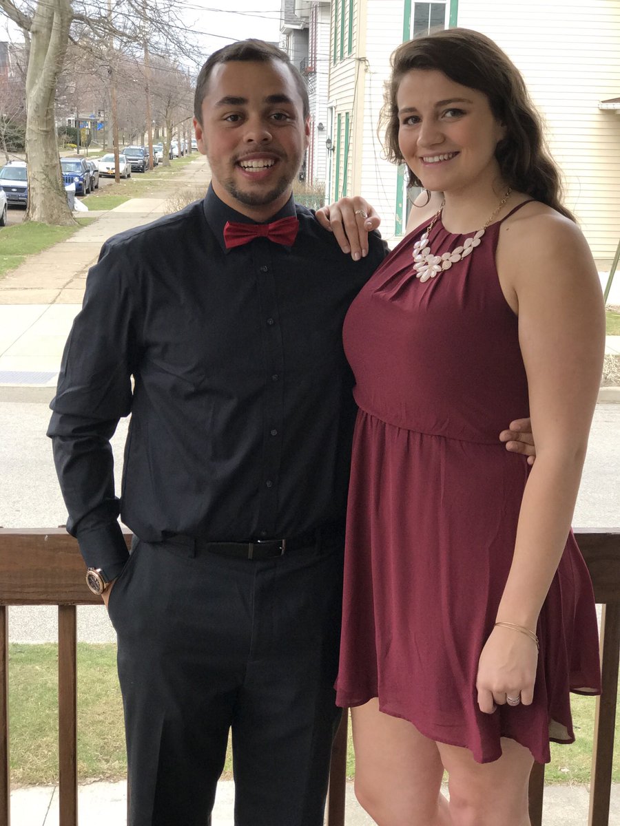 iziahw's tweet photo. Happy birthday to the greatest human out there! @kelseyherbert13 #floortree #littree #coupletree https://t.co/3FtVknLrSc