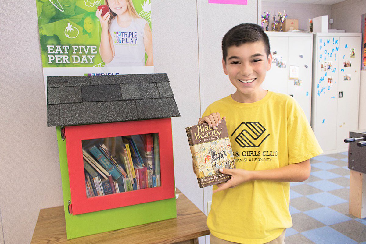 bgcstan's tweet photo. Thank you MoRo Modesto Rotary Club for supporting our literacy program with your generous donation of a Little Free Library #Reading #BGC https://t.co/MamSQCD0pz