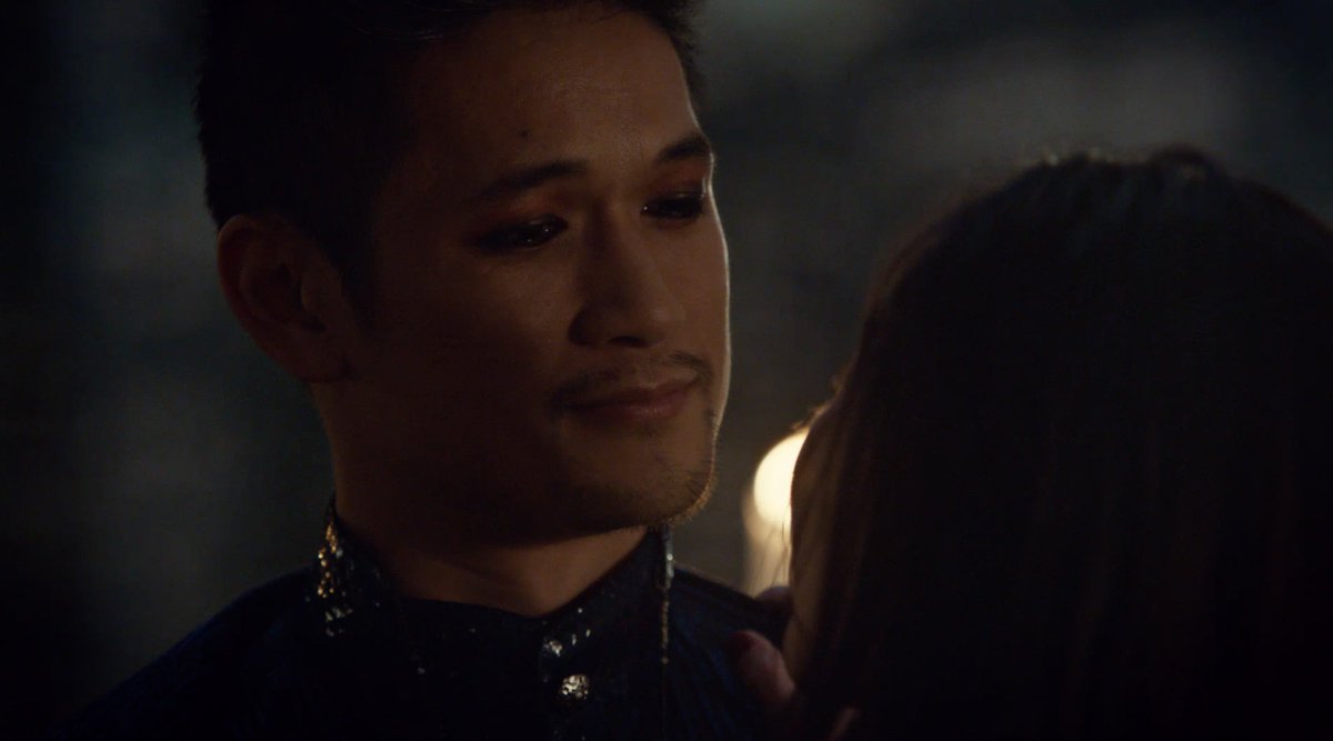 ShadowhuntersTV's tweet image. “My life would be a boring tragedy without you.” 💛 #Shadowhunters