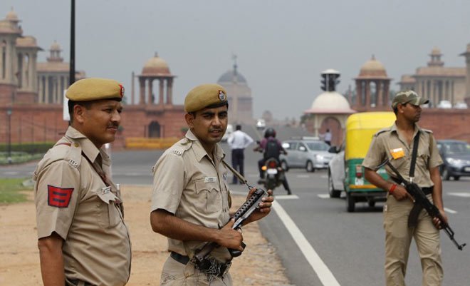news24tvchannel's tweet photo. Delhi on alert after intelligence warning of terror attack #Delhi #Alert #Intelligencewarning #Terro https://t.co/5frV49rLQG https://t.co/wJSef9SK6t
