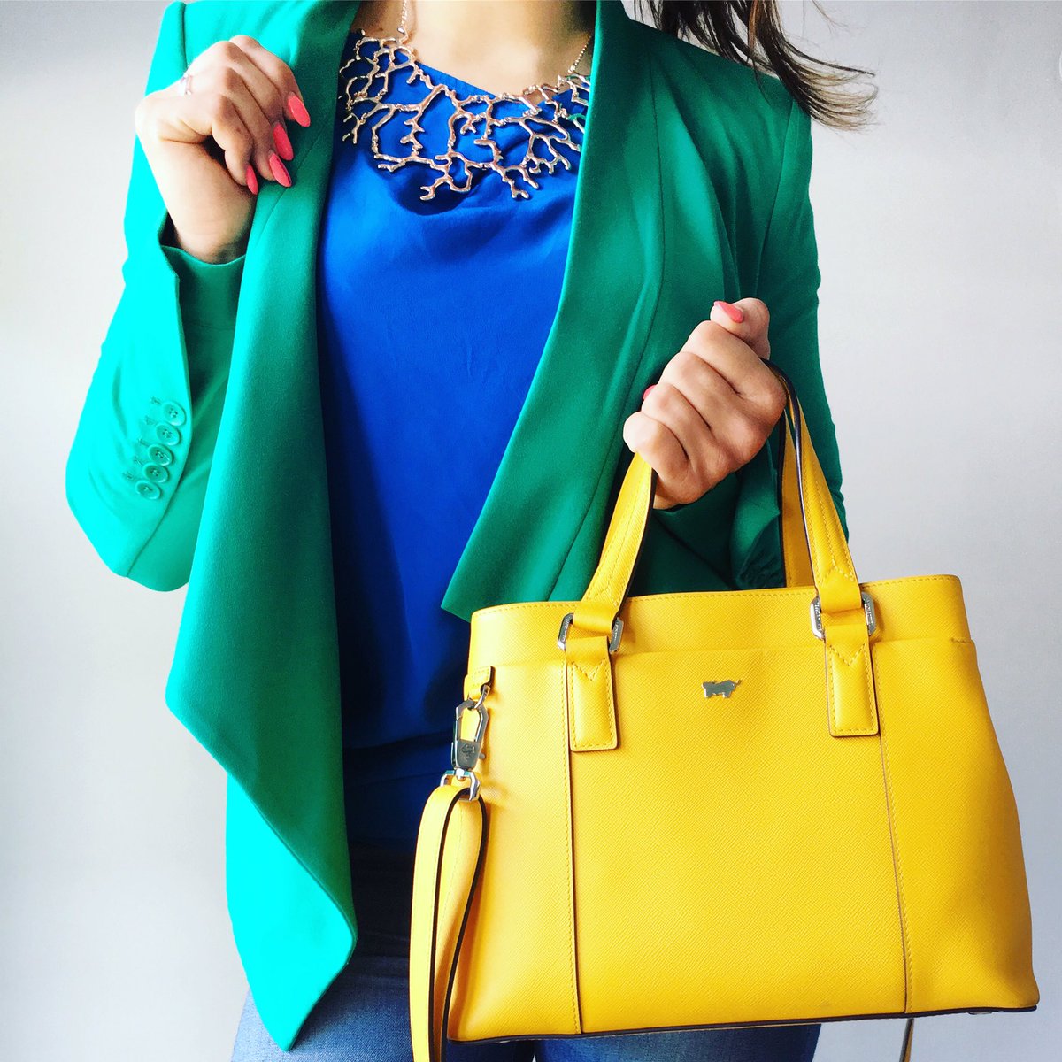 kateyacula's tweet photo. @braunbuffeltime #accessories #style #fashion #handbag https://t.co/iAKp0UuJUi