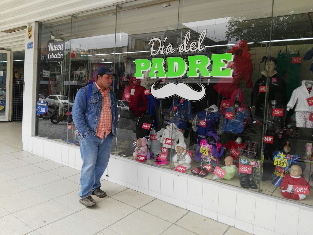 #DíaDelPadre: las #ventas fueron iguales y en algunos casos inferiores al año pasado [bit.ly/2tHbZWH]
