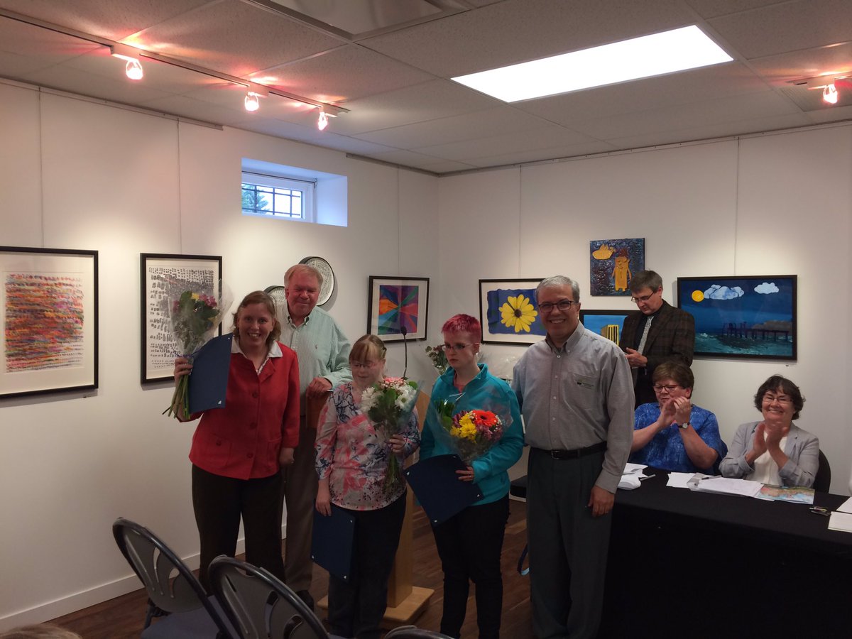JSRyu2025's tweet photo. Brilliant artists receiving the Jane Cameron Award at @InDefiniteArts AGM. Congratulations! #abculture #yyc https://t.co/cfcb7EzfsZ