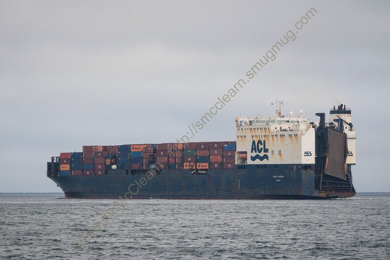 #AtlanticConveyor heading to sea under escort of #AtlanticOak (no relation). Maintenance slipping as she nears end of life. #shipsinpics