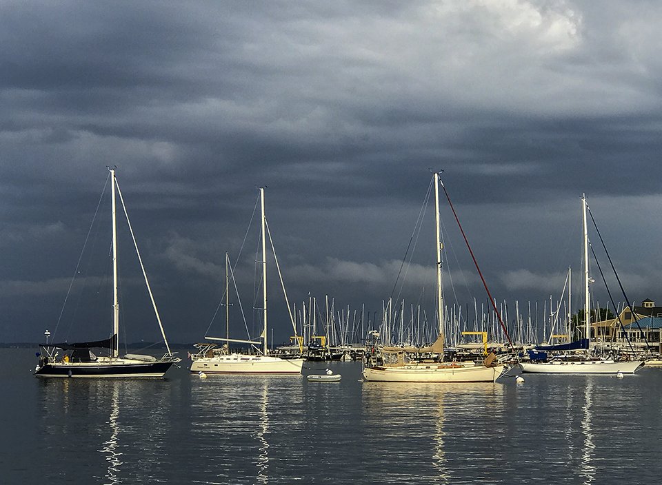 RWMaddenphotog's tweet photo. Big #thunderbuster aftermath in #Annapolis #Maryland @VisitAnnnapolis I tweet a pic a day! See more #photography at https://t.co/7u9tQsumiV https://t.co/zZ3YxExCET