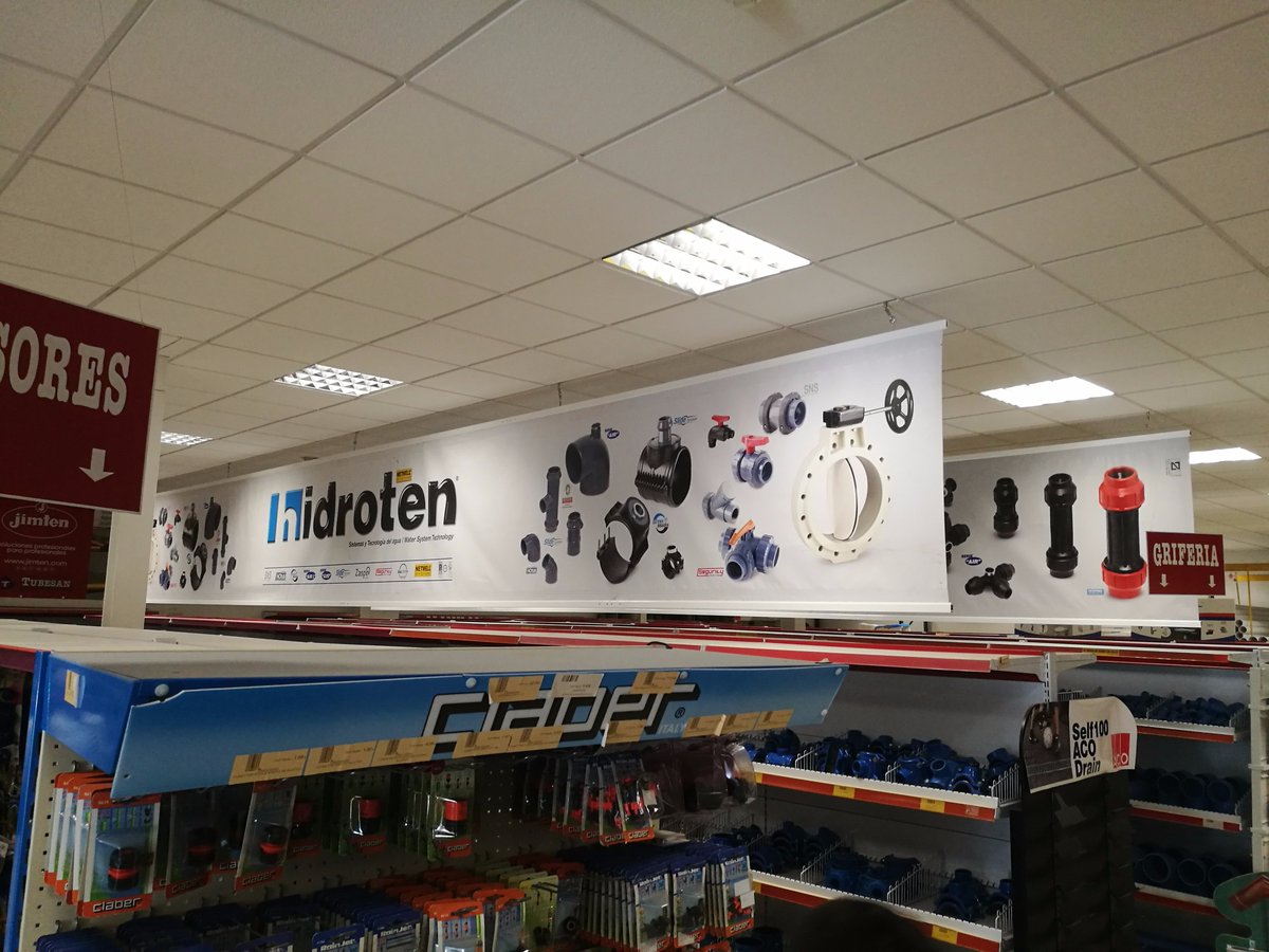 hidroten's tweet photo. Nueva señalización en los lineales de las #instalaciones de nuestro #cliente amigo #Tubesan. #Behidroten https://t.co/5MLqyGr9OE
